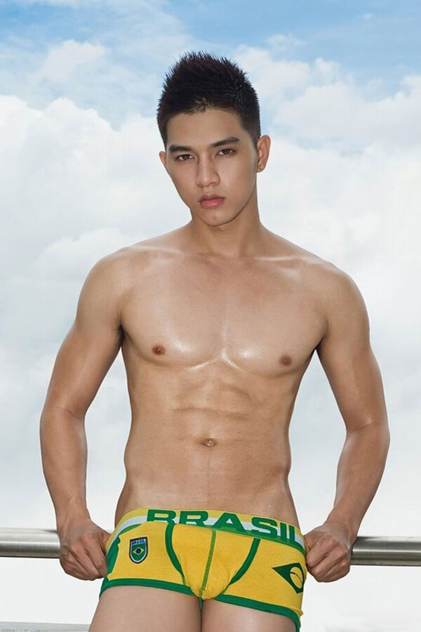  Thai Bisexual Male Massage Therapist and Escort | Art